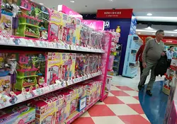 Las ventas de Barbie, que han caído ahora durante cuatro trimestres, retrocedieron 12%. Foto: Getty