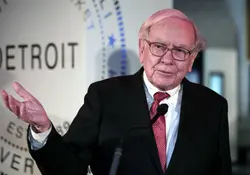  Warren Buffet es el magnate de los casinos Sheldon Adelson, que ganó 35.300 millones de dólares en el ejercicio del año. Imagen: Getty.