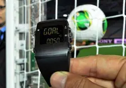 El sistema envía la palabra “Goal” al reloj del árbitro, tan sólo un segundo después de que se produzca la acción. Foto: Especial