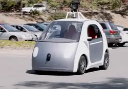 Esta semana Google dijo que quiere proporcionar a los californianos acceso a una flota pequeña de prototipos. Foto: Tomada de YouTube.