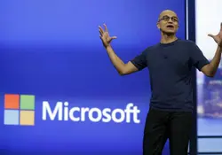 Windows 8 había sido la respuesta de Microsoft al desplome de ventas de computadoras personales ante el alza en la demanda de dispositivos móviles. Foto: AP.