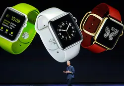 Los nuevos relojes inteligentes pretenden ser más que dispositivos electrónicos. Foto: AP
