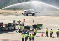 Este miércoles se reanudaron los vuelos internacionales al Aeropuerto Internacional de Los Cabos. Foto: Twitter  @ruizmassieu