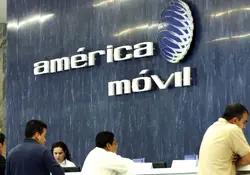 América Móvil quiere vender un paquete de activos a otro operador para reducir su participación en el mercado mexicano a menos del 50 por ciento. Foto: Especial.