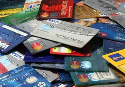 Al cierre de 2015 se tenían 141.7 millones de tarjetas de débito activas. Foto: Especial