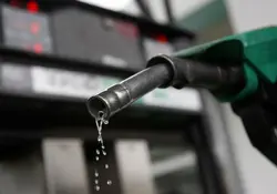 La gasolina incrementó su precio un 20% en enero. Foto: Archivo