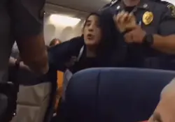 La pasajera pretendía viajar de Baltimore a Los Ángeles en vuelo de Southwest Airlines, pero terminó en una corte. Foto: Captura de video