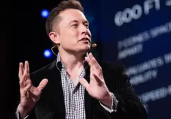 Elon Musk es un brillante emprendedor que ha sabido resolver grandes problemas con grandes soluciones. Foto: Especial