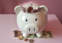 Te compartimos algunos consejos básicos para poner a trabajar tu dinero. Foto: Pixabay