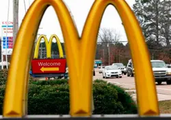 Una enfermedad intestinal vinculada en algunos casos a ensaladas vendidas en restaurantes de McDonald's del Medio Oeste ha provocado vómitos y diarrea a decenas de consumidores. Foto: Archivo