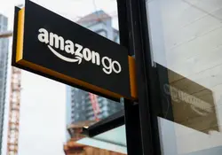 Explotando a sus empleados el dueño de Amazon se hizo el hombre más rico. Foto: Reuters