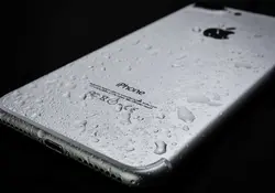 Por qué el iPhone tiene una resistencia menor al agua que los Samsung. Foto: Pixabay