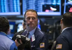 ¿Por qué se están derrumbando los mercados en todo el mundo? Foto: Reuters