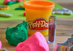 El fabricante de juguetes Hasbro, quien recibió un título de marca olfativa para Play-Doh. Foto: Pixabay.