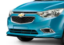 Todas las versiones del Chevrolet Aveo 2019 tienen espejos, seguros y vidrios eléctricos; aire acondicionado; reproductor de música y cinturones de seguridad de tres puntos. Foto: Chevrolet