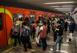 Te presentamos algunas apps que te ayudarán a ver el mapa del metro y todas las demás opciones en la Ciudad de México y el resto del mundo. Foto: Cuartoscuro