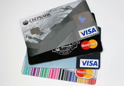 Usar las tarjetas de crédito en tus viajes puede resultar beneficioso, pues muchas te ofrecen recompensas en servicios y establecimientos turísticos. Foto: Pixabay