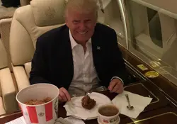 Donald Trump no oculta su amor por la pizza, hamburguesas de comida rápida, refrescos y helados. Foto: Twitter/ Donald Trump