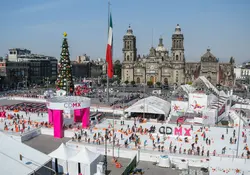 Este próximo sábado la pista de patinaje ecológica  será inaugurada en el Zócalo de la Ciudad de México. Foto: Cuartoscuro 