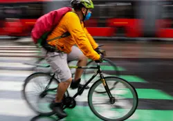   El uso de las ciclovías se ha incrementado en los últimos meses. Foto: Cuartoscuro