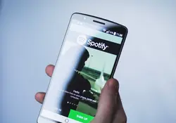 Spotify está trabajando para que sus usuarios con suscripción gratuita escuchen 30 minutos de música sin conexión. Foto: Pixabay
