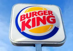 Burger King lanzó una Whopper Vegetal, producto a base de plantas que no está diseñado para veganos. Foto: Reuters.