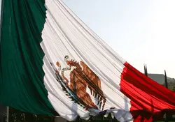 El diseño de la Bandera de México se ha desarrollado conforme se han consolidado los cambios políticos. Foto: Cuartoscuro.
