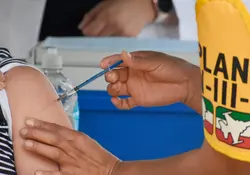 El doctor López-Gatell afirmó que en México ya existen más personas vacunadas que casos activos de covid-19. Foto: Cuartoscuro 