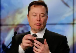 Los tuits del CEO de Tesla sobre ciertas compañías y criptomonedas han hecho subir sus precios en las últimas semanas. Foto: Reuters