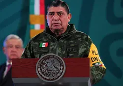 El general Luis Cresencio Sandoval anunció que dio positivo a la prueba de covid-19. Foto: Cuartoscuro 