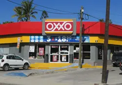 Te tenemos malas noticias, a partir de mayo ya no podrás realizar depositos a cuentas de Citibanamex desde Oxxo. Foto: iStock