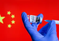 Funcionarios chinos han admitido una eficacia menor en sus vacunas. Foto: Reuters