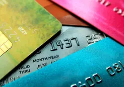 Los datos de la Comisión Nacional Bancaria y de Valores (CNBV) muestran que un total de un millón 13 mil 64 tarjetas de crédito fueron canceladas hasta el cierre del mes de marzo. Foto: iStock 