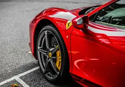 Ferrari ha recurrido al veterano de la industria tecnológica, Benedetto Vigna, para que conduzca al fabricante de autos deportivos de lujo hacia una nueva era. Foto: Pixabay