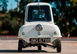 El Peel P50, fue fabricado en la Isla de Man y fue reconocido por el libro Record Guinness como el auto más pequeño del mundo. Foto: P50cars
