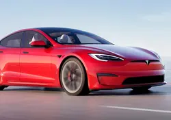 Si Musk no hubiera cancelado el Model S Plaid+, el auto se habría posicionado como uno de los vehículos más rápidos. Foto: Tesla 