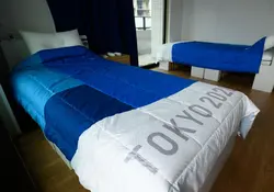 Las camas fueron diseñadas para los Juegos Olímpicos de Tokio, como una iniciativa de reciclaje, previo a la era covid. Foto: Reuters.