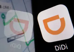 La administración del ciberespacio de China dijo que eliminará 25 aplicaciones móviles operadas por DiDi Global Inc de las tiendas de apps. Foto: Reuters