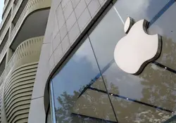Apple Inc dijo que la escasez de chips solo había afectado principalmente a sus productos iPad y Mac en el pero que comenzaría a impactar al negocio del iPhone, su producto más vendido. Foto: Reuters 