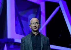 En el año de 1998 fue cundo Bezos logró convertirse en multimillonario, un año después de que Amazon se hiciera conocido por ofrecer libros en línea. Foto: Reuters 