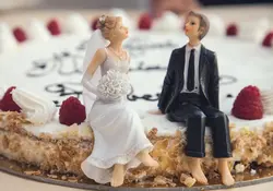 Una pareja de novios cobraron más de 4 mil pesos a las personas que no asistieron a su boda. Foto: Pixabay.