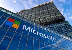 Microsoft México tiene más de 150 vacantes disponibles para estudiantes, recién egresados y profesionales de distintas áreas. Foto: iStock 