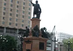 La jefa de Gobierno, Claudia Sheinbaum dio a conocer que la estatua de Cristóbal Colón, que estaba en Paseo de la Reforma en la Ciudad de México, ya no regresará a su lugar. Foto: Cuartoscuro.