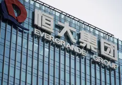 China Evergrande no cumplió con un pago de intereses programado a los tenedores de bonos en el extranjero, esto aumenta la posibilidad de que octubre pueda traer uno de los mayores incumplimientos en años. Foto: Reuters 