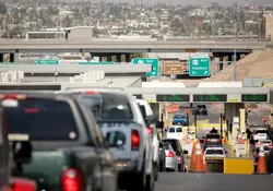 La frontera entre México y Estados Unidos se reabrirá a partir del próximo lunes 8 de noviembre, tras permanecer cerrada por la emergencia de covid-19. Foto: Reuters 