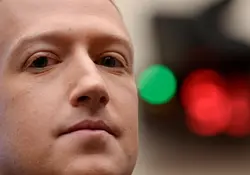 La fortuna del genio Mark Zuckerberg sufrió un desplome de casi 7 mil millones de dólares en tan solo unas horas, ante la falla a nivel mundial de las redes de Facebook e Instagram. Foto: Reuters 
