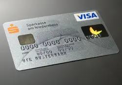 Muchos usuarios de tarjetas de crédito o débito piensan que compartir el número de su plástico es peligroso porque abre la posibilidad a compras no reconocidas, pero, ¿realmente es riesgoso? Foto: Pixabay 