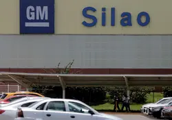 General Motors de México inició sesiones de trabajo con sindicatos que están interesados en la obtención de una constancia de representatividad que les permita firmar el Contrato Colectivo. Foto: Reuters.