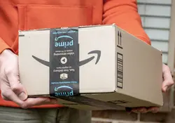 Los clientes de Amazon México ahora pueden pagar sus compras usando su tarjeta de vales de despensa de Up Sí Vale y Edenred. iStock.