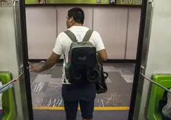 El Sistema de Transporte Colectivo (STC) ha logrado eliminar el comercio informal en todas las estaciones del Metro, ya que no contaban con un permiso. Foto: Cuartoscuro 
